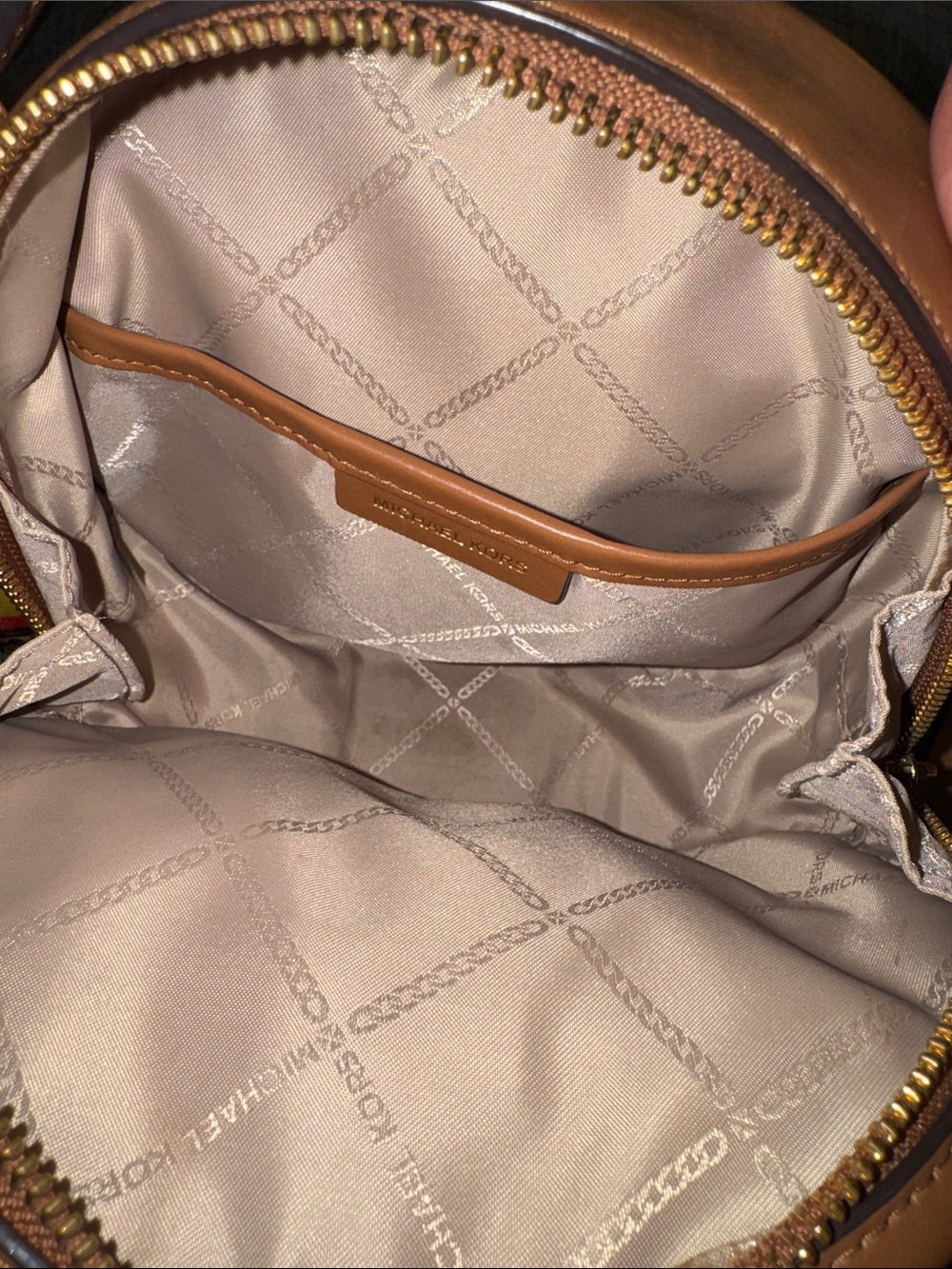 Michael Kors Bag Delaney Signature Logo Jet Set Canteen Crossbody EUC - Picture 10 of 17